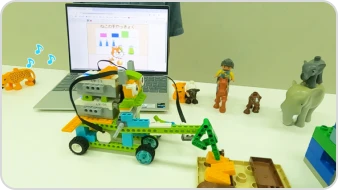 これで安心！ねこがかたいものをくだくマシーン